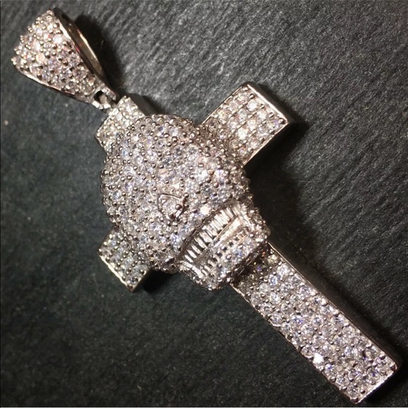New handset men 5ct cz Skull Head Cross pendant